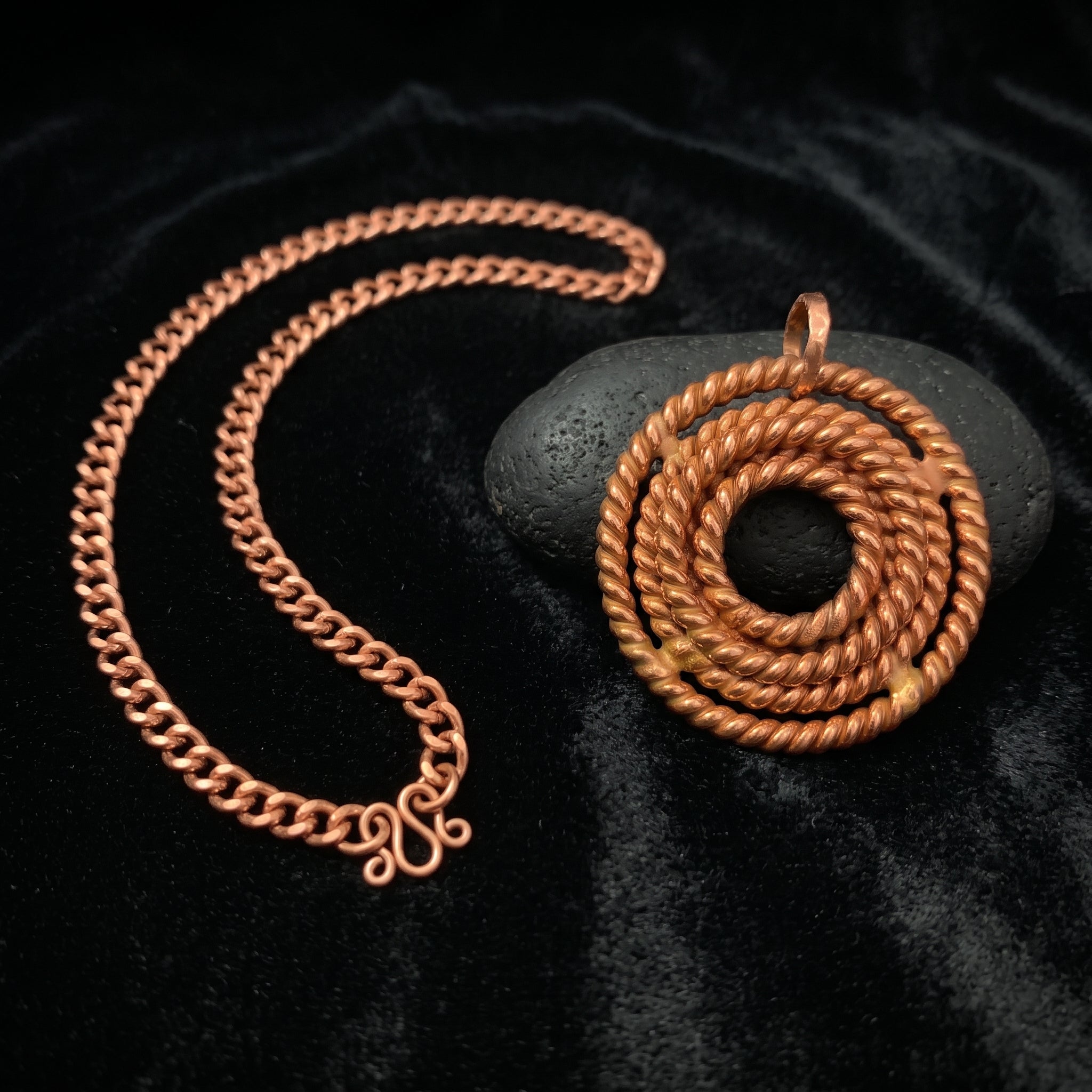 Tensor Pendant – Sacred Geometry Design (144 / 177 / 188 / 432 / 528 MHz Inspired)