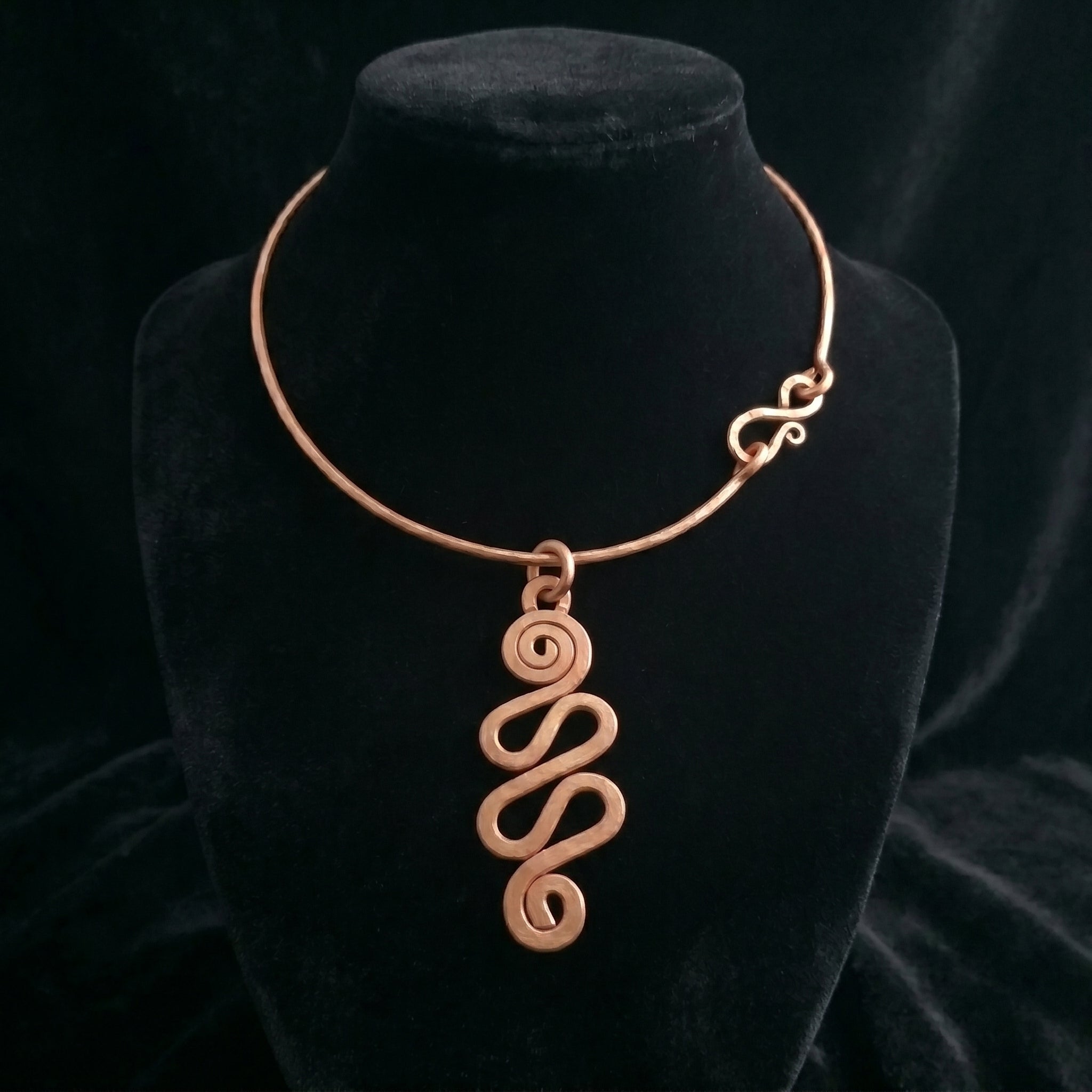 Handcrafted Copper Choker — Flowing S-Curve Pendant