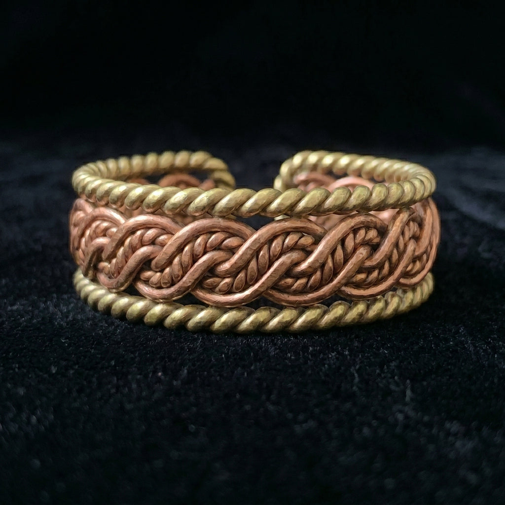 Handcrafted copper bracelet B4 ( 188 MHZ )