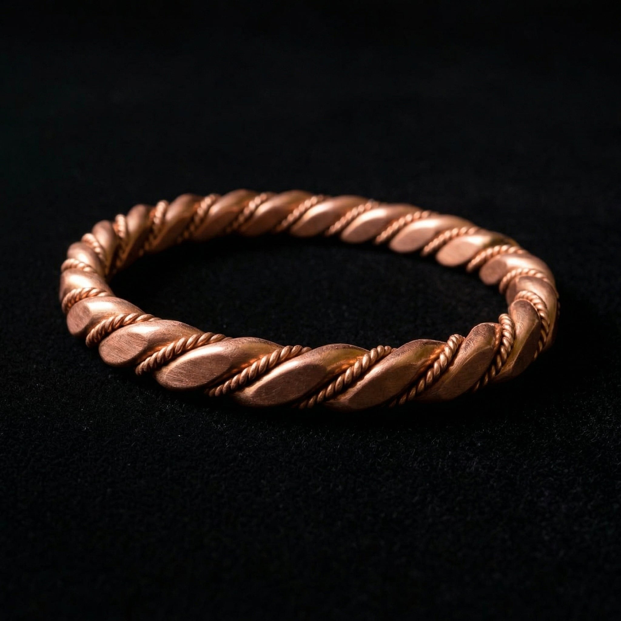 Tensor Twist Bracelet – Cubit-Inspired Design (188 / 432 Hz Inspired)