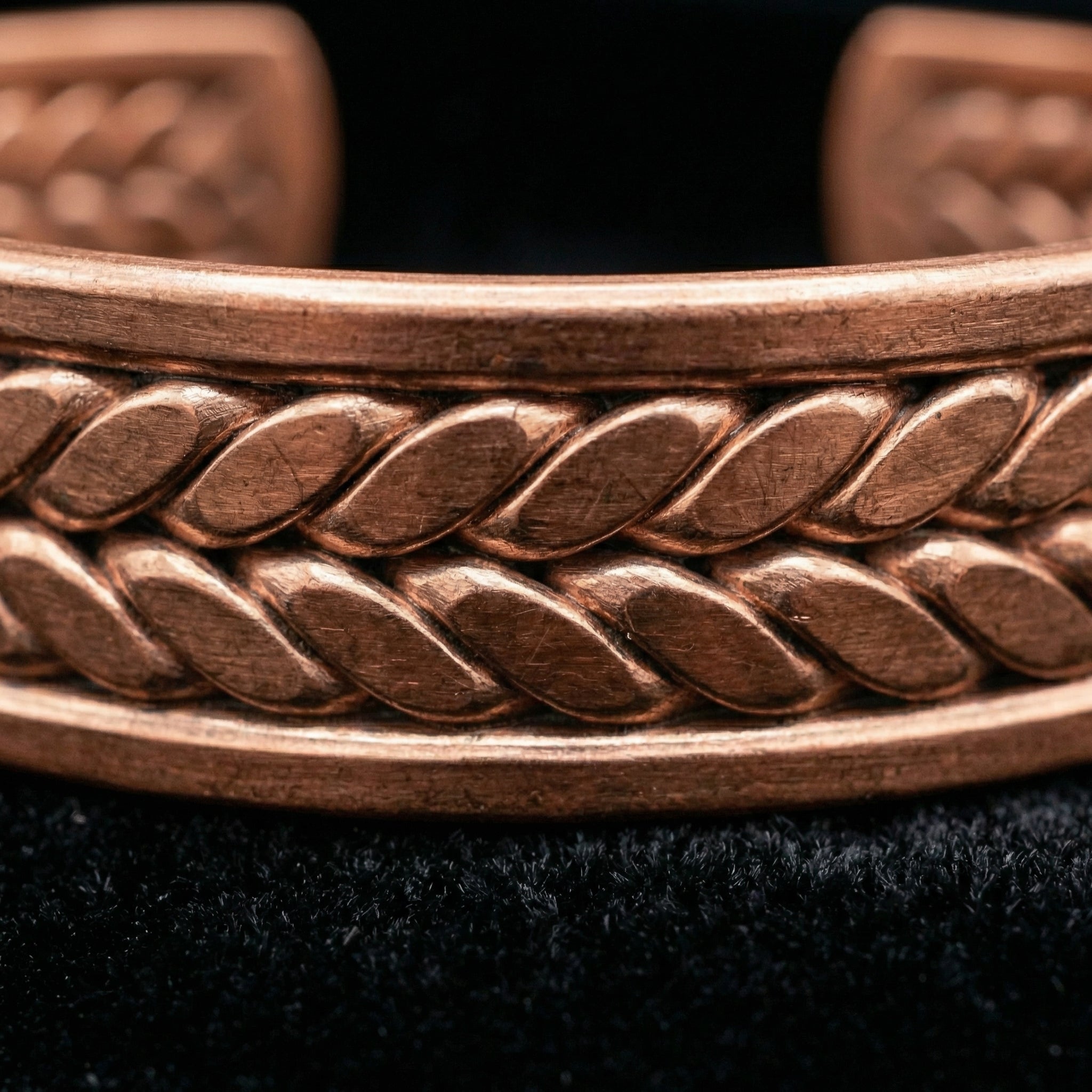 Handcrafted Spiral Copper Cuff V11