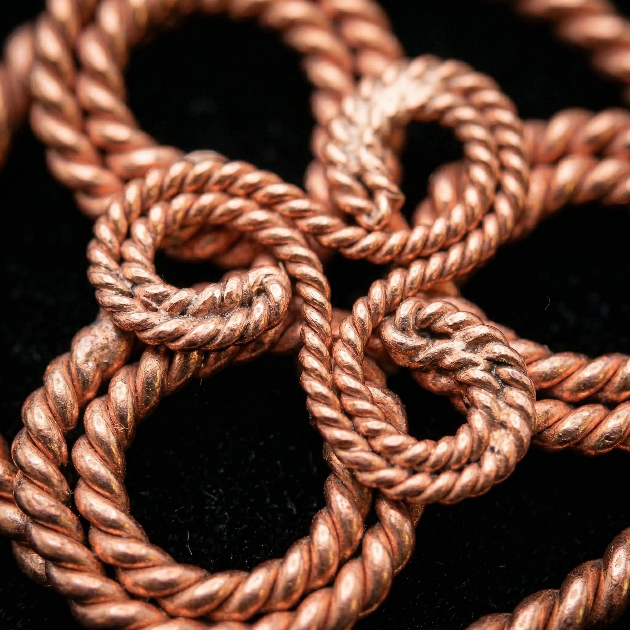 Sacred Triskelion Pendant – Sacred Geometry Design (144 Hz Inspired)